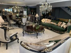 Casa Padrino Luxus Barock Sofa Silber / Schwarz / Gold - Prunkvolles Wohnzimmer im Barockstil - Barock Wohnzimmer Möbel - Edel & Prunkvoll