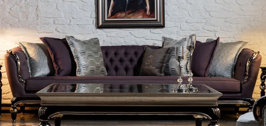 Casa Padrino Luxus Barock Sofa Lila / Schwarz / Silber - Handgefertigtes Wohnzimmer Sofa - Barock Wohnzimmer Möbel