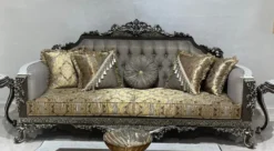Casa Padrino Luxus Barock Sofa Silber / Gold / Weiß / Schwarz / Silber - Prunkvolles Wohnzimmer Sofa - Barockstil Wohnzimmer Möbel - Luxus Möbel im Barockstil - Edel & Prunkvoll