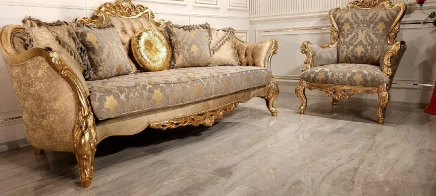 Casa Padrino Luxus Barock Sofa Gold / Grau / Gold - Prunkvolles Wohnzimmer Sofa mit elegantem Muster - Barock Wohnzimmer & Hotel Möbel - Edel & Prunkvoll