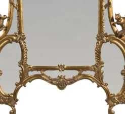 Casa Padrino Luxus Barock Spiegel Antik Gold 128 x 8 x H. 223 cm - Prunkvoller handgeschnitzter Wandspiegel im Barockstil - Antik Stil Garderoben Spiegel - Wohnzimmer Spiegel - Barock Möbel