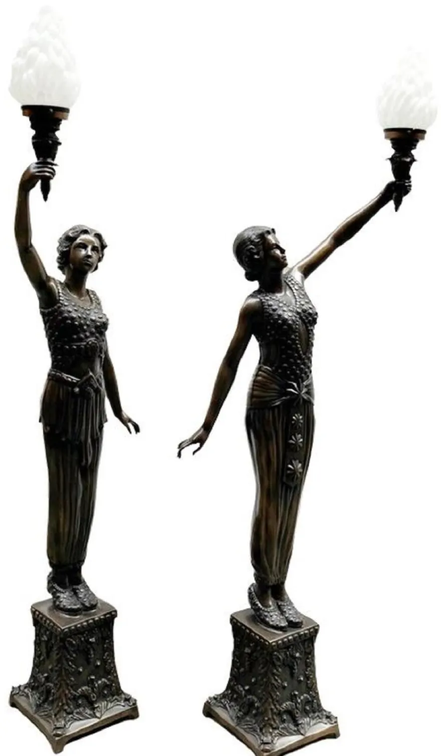 Casa Padrino Luxus Barock Stehleuchten Damen mit Fakeln Bronzefarben / Weiß 65 x 30 x H. 190 cm - Elegante Bronze Deko Skulpturen - Prunkvolle Barock Bronze Leuchten