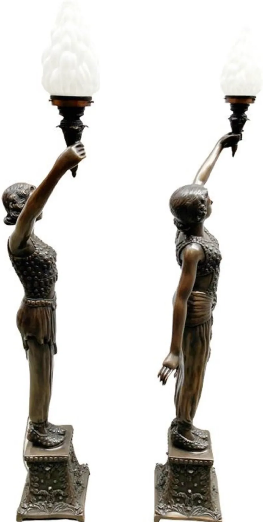 Casa Padrino Luxus Barock Stehleuchten Damen mit Fakeln Bronzefarben / Weiß 65 x 30 x H. 190 cm - Elegante Bronze Deko Skulpturen - Prunkvolle Barock Bronze Leuchten