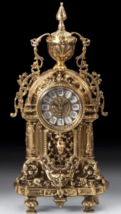 Casa Padrino Luxus Barock Tischuhr Gold 20 x H. 36 cm - Handgefertigte Bronze Uhr im Barockstil - Barock Schreibtischuhr - Barock Schreibtisch Deko - Barock Deko Accessoires - Barockstil Uhren