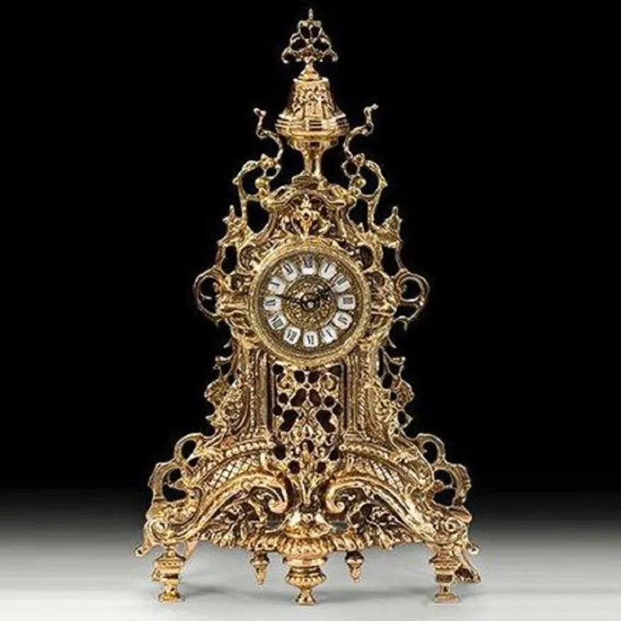 Casa Padrino Luxus Barock Tischuhr Gold 28 x H. 48 cm - Handgefertigte Bronze Uhr im Barockstil - Barock Schreibtischuhr - Barock Schreibtisch Deko - Barock Deko Accessoires - Barockstil Uhren