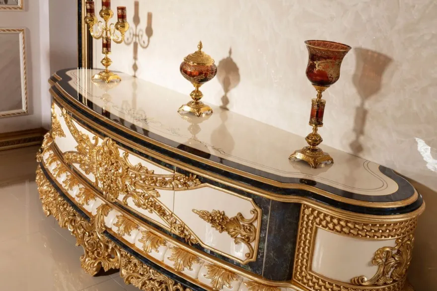 Casa Padrino Luxus Barock TV Schrank Weiß / Blau / Gold - Prunkvolles Wohnzimmer Sideboard mit Rückwand - Barock Wohnzimmer Möbel - Edel & Prunkvoll