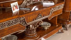 Casa Padrino Luxus Barock TV Schrank Braun / Bronzefarben - Prunkvolles Wohnzimmer Sideboard mit Rückwand - Barock Wohnzimmer Möbel - Edel & Prunkvoll