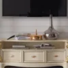 Casa Padrino Luxus Barock TV Schrank Creme / Gold 162 x 49 x H. 61 cm - Fernsehschrank mit 3 Schubladen - Edle Barock Wohnzimmer Möbel