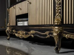 Casa Padrino Luxus Barock TV Schrank Schwarz / Gold - Prunkvolles Massivholz Sideboard mit 4 Türen und Schublade - Barock Wohnzimmer Möbel