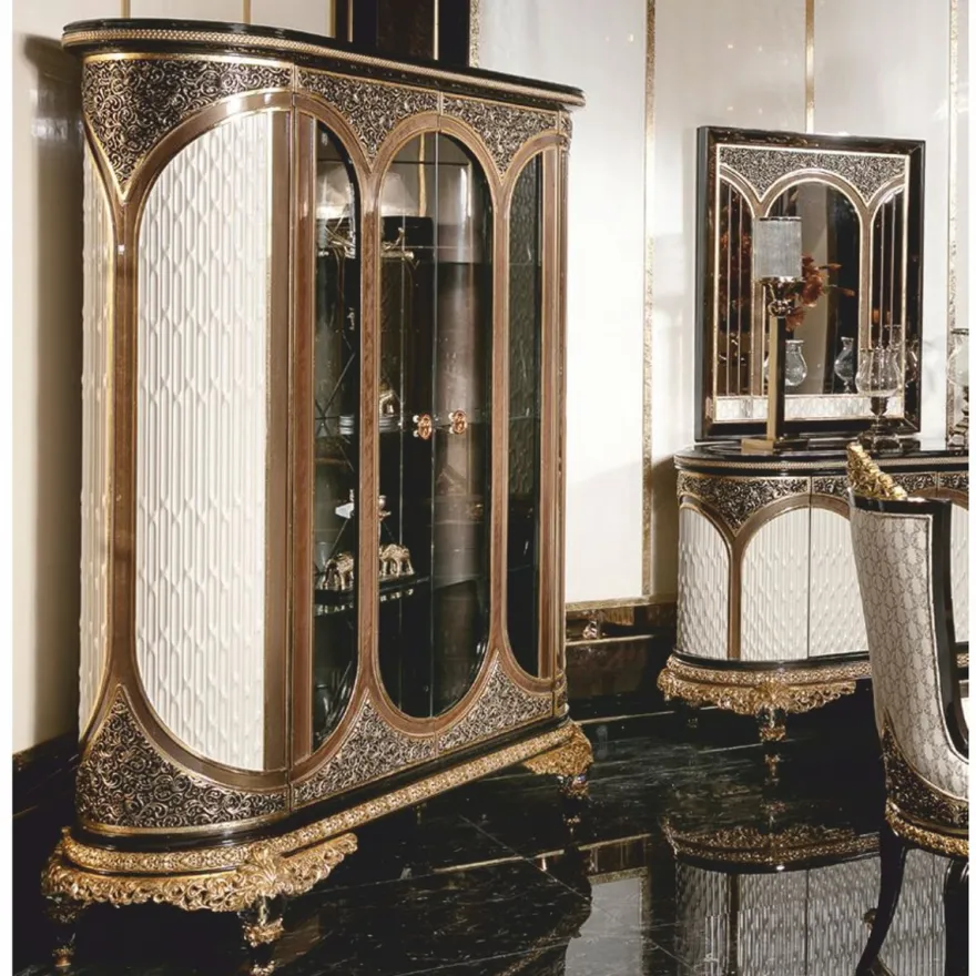 Casa Padrino Luxus Barock Vitrine Weiß / Braun / Schwarz / Gold 157 x H. 200 cm - Prunkvoller Massivholz Vitrinenschrank - Barock Möbel