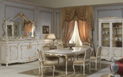 Casa Padrino Luxus Barock Vitrine Weiß / Gold 276 x 60 x H. 230 cm - Edler Massivholz Vitrinenschrank mit 4 Türen - Hotel Restaurant Schloss Möbel - Luxus Qualität - Made in Italy