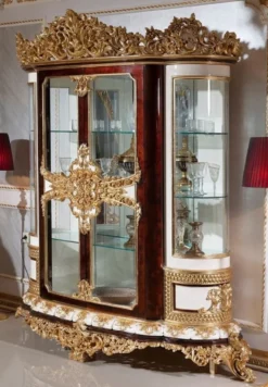 Casa Padrino Luxus Barock Vitrine Weiß / Braun / Gold - Prunkvoller Massivholz Vitrinenschrank mit 2 Glastüren - Barock Möbel - Edel & Prunkvoll