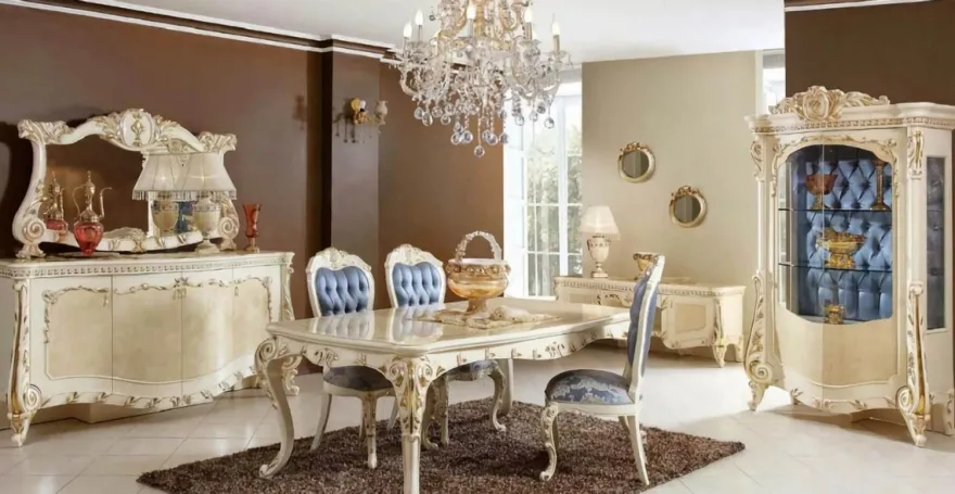Casa Padrino Luxus Barock Vitrine Beige / Weiß / Gold / Blau - Prunkvoller Massivholz Vitrinenschrank mit 2 Glastüren - Handgefertigte Barock Möbel - Edel & Prunkvoll