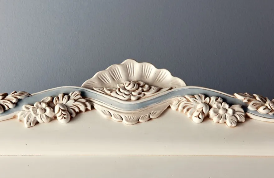 Casa Padrino Luxus Barock Vitrine Creme / Grau - Handgefertigter italienischer Barockstil Vitrinenschrank - Italienische Barock Möbel - Barockstil Möbel - Luxus Qualität - Made in Italy