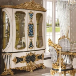 Casa Padrino Luxus Barock Vitrine Weiß / Blau / Gold 180 x H. 245 cm - Prunkvoller Massivholz Vitrinenschrank - Barock Möbel