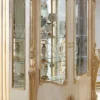 Casa Padrino Luxus Barock Vitrine Weiß / Beige / Gold H. 220 cm