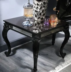 Casa Padrino Luxus Barock Wohnzimmer Set Silber / Schwarz - 2 Sofas & 2 Sessel & 1 Couchtisch & 2 Beistelltische - Wohnzimmer Möbel im Barockstil - Edel & Prunkvoll
