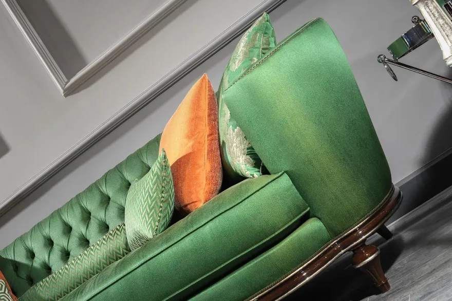 Casa Padrino Luxus Barock Wohnzimmer Set Lila / Grün / Silber - 2 Sofas & 2 Sessel & 1 Couchtisch - Handgefertigte Wohnzimmer Möbel im Barockstil - Edel & Prunkvoll