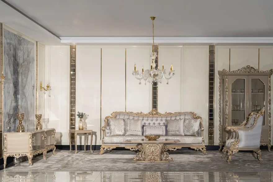 Casa Padrino Luxus Barock Wohnzimmer Sessel Silber / Grau / Gold - Handgefertigter Barockstil Sessel mit dekorativem Kissen - Luxus Wohnzimmer Möbel im Barockstil - Barock Möbel - Edel & Prunkvoll