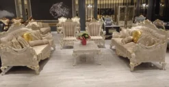 Casa Padrino Luxus Barock Wohnzimmer Set Grau / Gold - 2 Barock Sofas mit Muster & 2 Barock Sessel mit Muster & 1 Barock Couchtisch - Barock Wohnzimmer Möbel