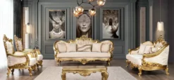 Casa Padrino Luxus Barock Wohnzimmer Set Cremefarben / Gold - 2 Barock Sofas & 2 Barock Sessel & 1 Barock Couchtisch - Barock Wohnzimmer Möbel