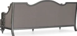Casa Padrino Luxus Barock Wohnzimmer Sofa Grau / Grau - Handgefertigtes Barockstil Sofa mit dekorativen Kissen - Luxus Wohnzimmer Möbel im Barockstil - Barock Möbel