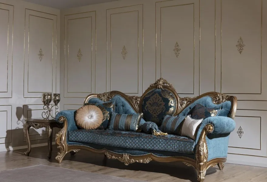 Casa Padrino Luxus Barock Wohnzimmer Set Blau / Gold - 2 Sofas & 2 Sessel & 1 Couchtisch - Prunkvolle Wohnzimmer Möbel im Barockstil
