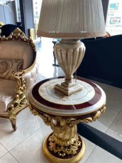 Casa Padrino Luxus Barock Wohnzimmer Set Silber / Braun / Gold - 2 Sofas & 2 Sessel & 1 Couchtisch & 2 Beistelltische - Handgefertigte Wohnzimmer Möbel im Barockstil - Edel & Prunkvoll