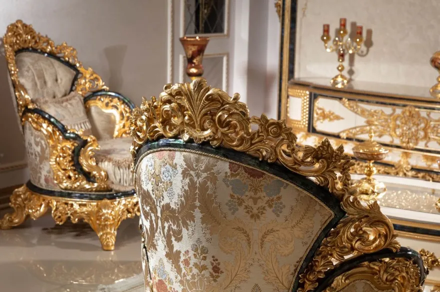 Casa Padrino Luxus Barock Wohnzimmer Set Gold / Weiß / Blau / Gold - 2 Sofas & 2 Sessel & 1 Couchtisch & 2 Beistelltische - Handgefertigte Wohnzimmer Möbel im Barockstil - Edel & Prunkvoll