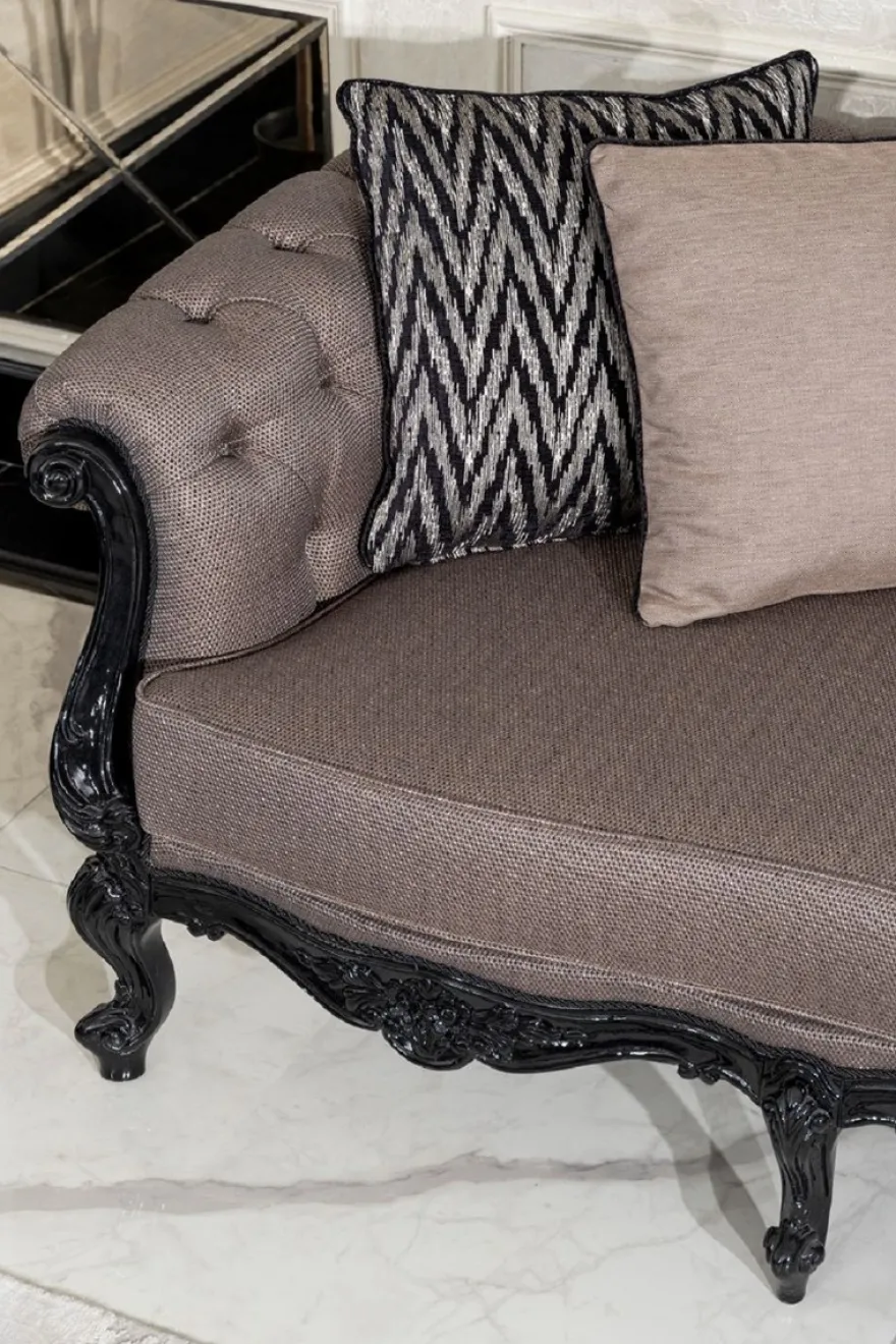 Casa Padrino Luxus Barock Wohnzimmer Set - 2 Sofas & 2 Sessel & 1 Couchtisch mit Glasplatte - Handgefertigte Barock Wohnzimmer Möbel - Edel & Prunkvoll