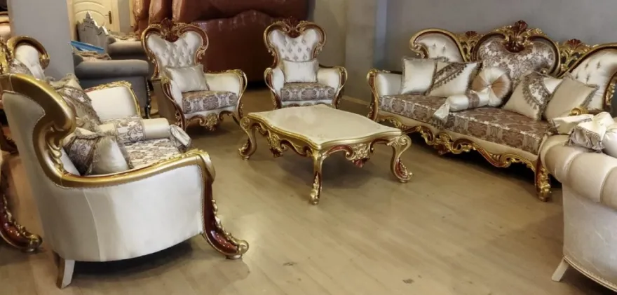 Casa Padrino Luxus Barock Wohnzimmer Set Creme / Silber / Gold / Braun - 2 Barock Sofas & 2 Barock Sessel & 1 Barock Couchtisch - Luxus Wohnzimmer Möbel im Barockstil - Barock Möbel