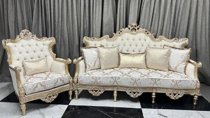 Casa Padrino Luxus Barock Wohnzimmer Sofa Creme / Weiß / Gold 230 cm - Barock Wohnzimmer Möbel