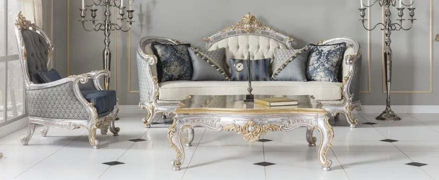 Casa Padrino Luxus Barock Wohnzimmer Sofa mit dekorativen Kissen Creme / Blau / Silber / Gold 250 x 95 x H. 125 cm - Edel & Prunkvoll