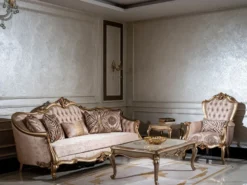 Casa Padrino Luxus Barock Wohnzimmer Set Rosa / Gold - 2 Sofas & 2 Sessel & 1 Couchtisch - Handgefertigte Wohnzimmer Möbel im Barockstil - Edel & Prunkvoll