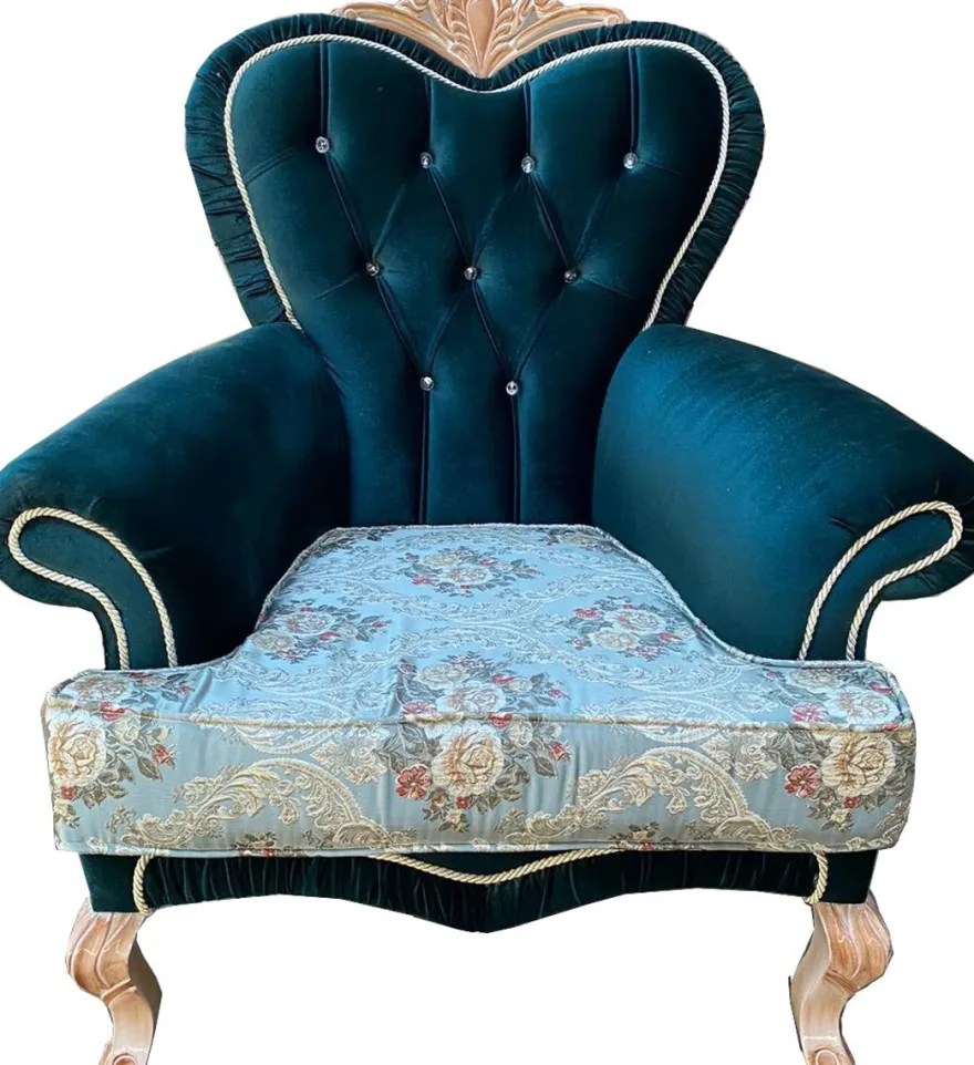Casa Padrino Luxus Barock Wohnzimmer Set mit elegantem Blumenmuster und Glitzersteinen Türkis / Grün / Creme - 1 Sofa & 2 Sessel - Prunkvolle Barock Wohnzimmer Möbel