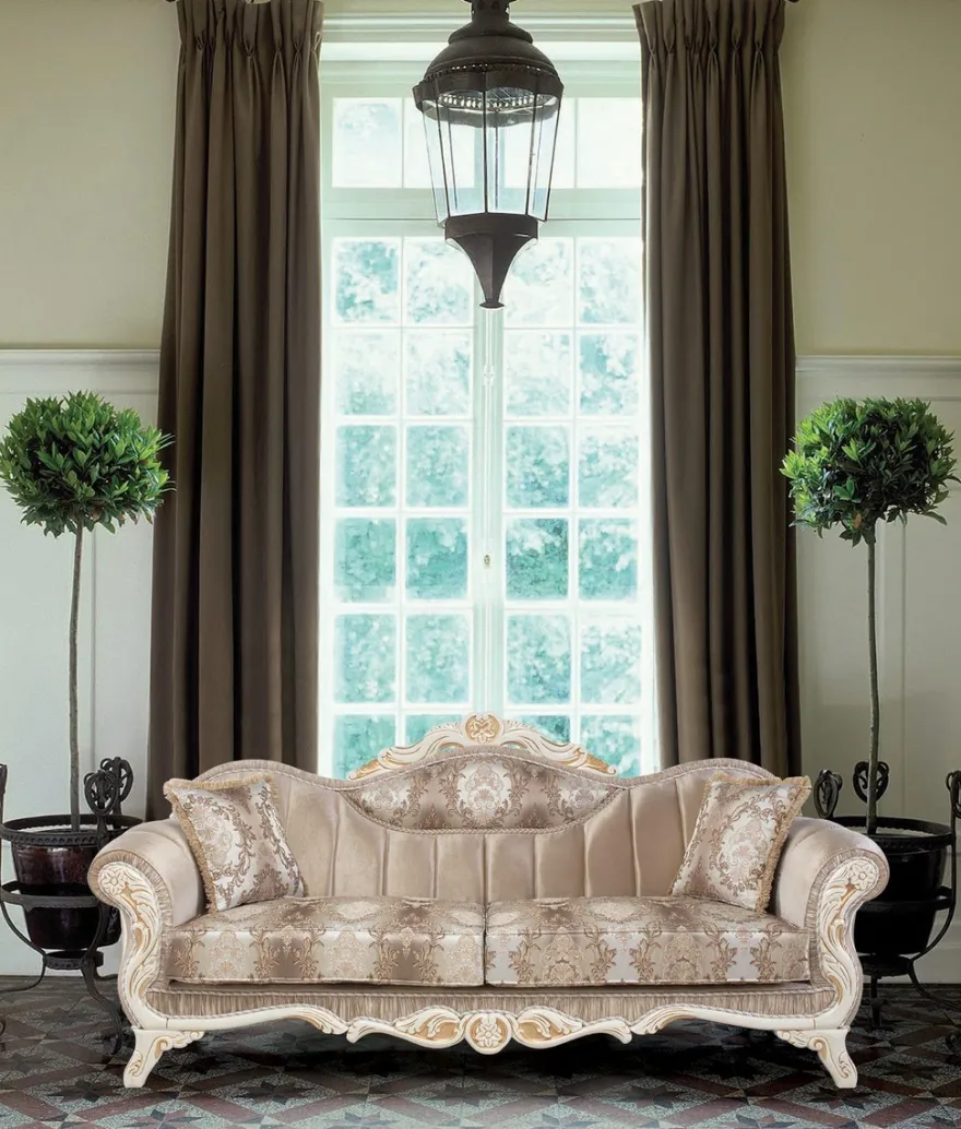 Casa Padrino Luxus Barock Wohnzimmer Set Beige / Weiß / Gold - 2 Sofas & 2 Sessel & 1 Beistelltisch - Prunkvolle Wohnzimmer Möbel im Barockstil