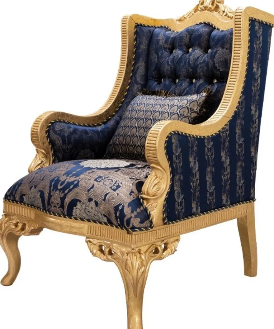 Casa Padrino Luxus Barock Wohnzimmer Set Dunkelblau / Gold - 2 Sofas & 2 Sessel & 1 Couchtisch - Prunkvolle Barock Wohnzimmer Möbel
