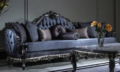 Casa Padrino Luxus Barock Wohnzimmer Set Weiß / Blau / Gold - 2 Sofas & 2 Sessel & 1 Couchtisch - Prunkvolle Wohnzimmer Möbel im Barockstil