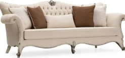 Casa Padrino Luxus Barock Wohnzimmer Sofa Creme / Silber / Antik Silber - Handgefertigtes Barockstil Sofa mit dekorativen Kissen - Luxus Wohnzimmer Möbel im Barockstil - Barock Möbel