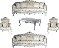 Casa Padrino Luxus Barock Wohnzimmer Set Gold Muster / Antik Weiß / Gold - 2 Sofas & 2 Sessel & 1 Couchtisch - Wohnzimmer Möbel im Barockstil - Edel & Prunkvoll