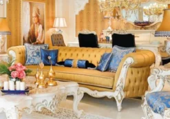 Casa Padrino Luxus Barock Wohnzimmer Set Blau / Weiß / Gold - 2 Sofas & 2 Sessel & 1 Couchtisch & 2 Beistelltische - Wohnzimmer Möbel im Barockstil - Edel & Prunkvoll