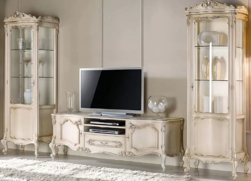 Casa Padrino Luxus Barock Wohnzimmer Set Cremefarben / Silber - 1 Barock TV Schrank & 2 Barock Vitrinen - Barock Wohnzimmer & Hotel Möbel - Luxus Qualität - Made in Italy
