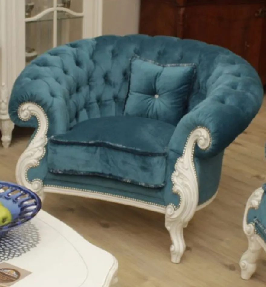 Casa Padrino Luxus Barock Wohnzimmer Sessel Blau / Weiß - Handgefertigter Barockstil Sessel - Prunkvolle Luxus Wohnzimmer Möbel im Barockstil - Barock Möbel - Edel & Prunkvoll