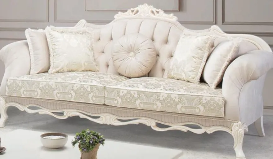 Casa Padrino Luxus Barock Wohnzimmer Sofa mit dekorativen Kissen Hellrosa / Weiß / Beige 230 x 90 x H. 110 cm - Barock Möbel