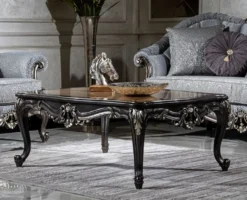 Casa Padrino Luxus Barock Wohnzimmer Set Hellblau / Grau / Dunkelgrau / Gold - 2 Sofas & 2 Sessel & 1 Couchtisch - Handgefertigte Wohnzimmer Möbel im Barockstil - Edel & Prunkvoll
