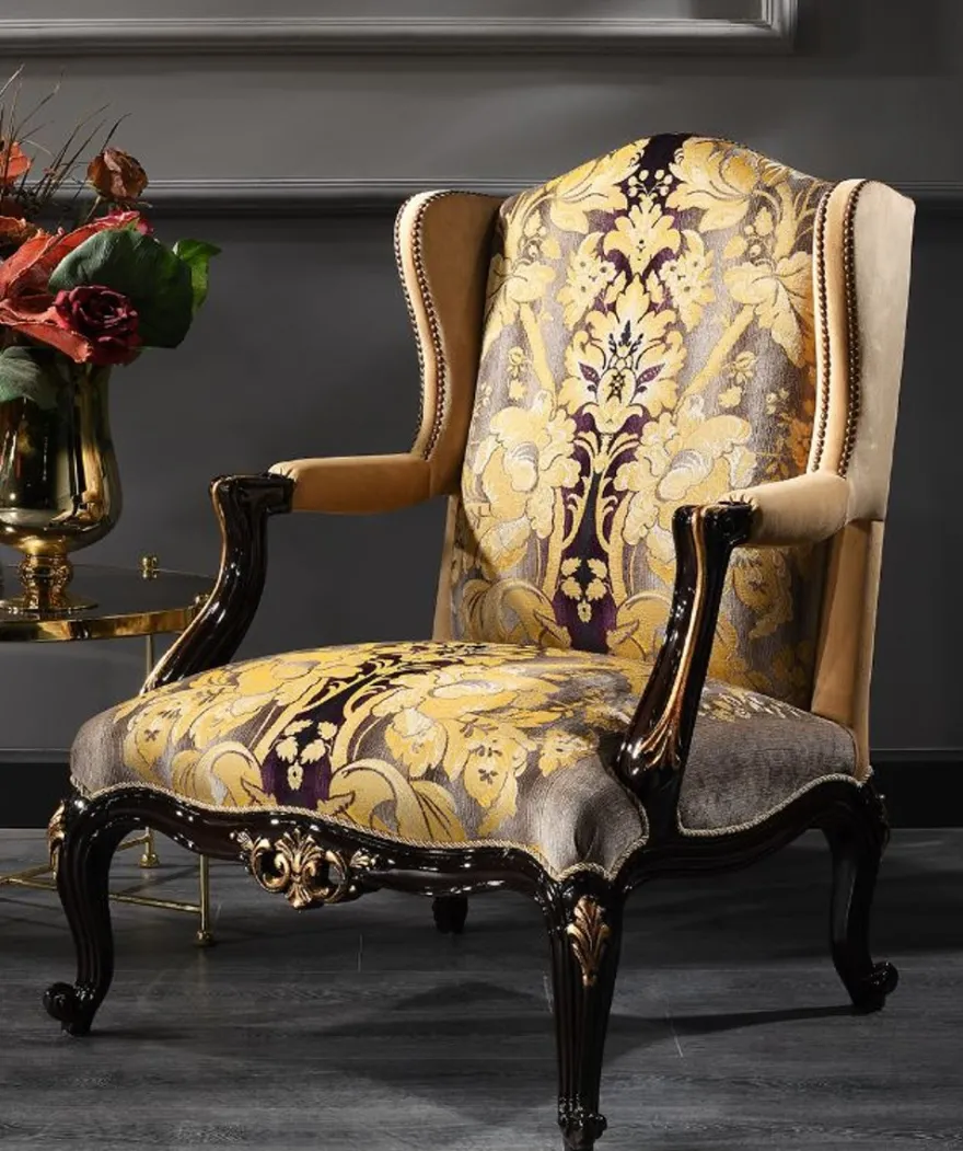 Casa Padrino Luxus Barock Wohnzimmer Set - 2 Sofas & 2 Sessel & 1 Couchtisch - Barock Möbel - Edel & Prunkvoll - Luxus Qualität - Made in Italy