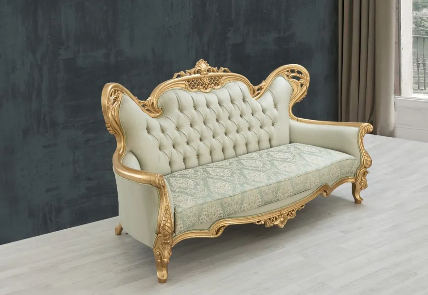 Casa Padrino Luxus Barock Wohnzimmer Set Hellgrün / Gold - 2 Sofas & 2 Sessel & 1 Couchtisch - Handgefertigte Barock Wohnzimmer Möbel - Edel & Prunkvoll