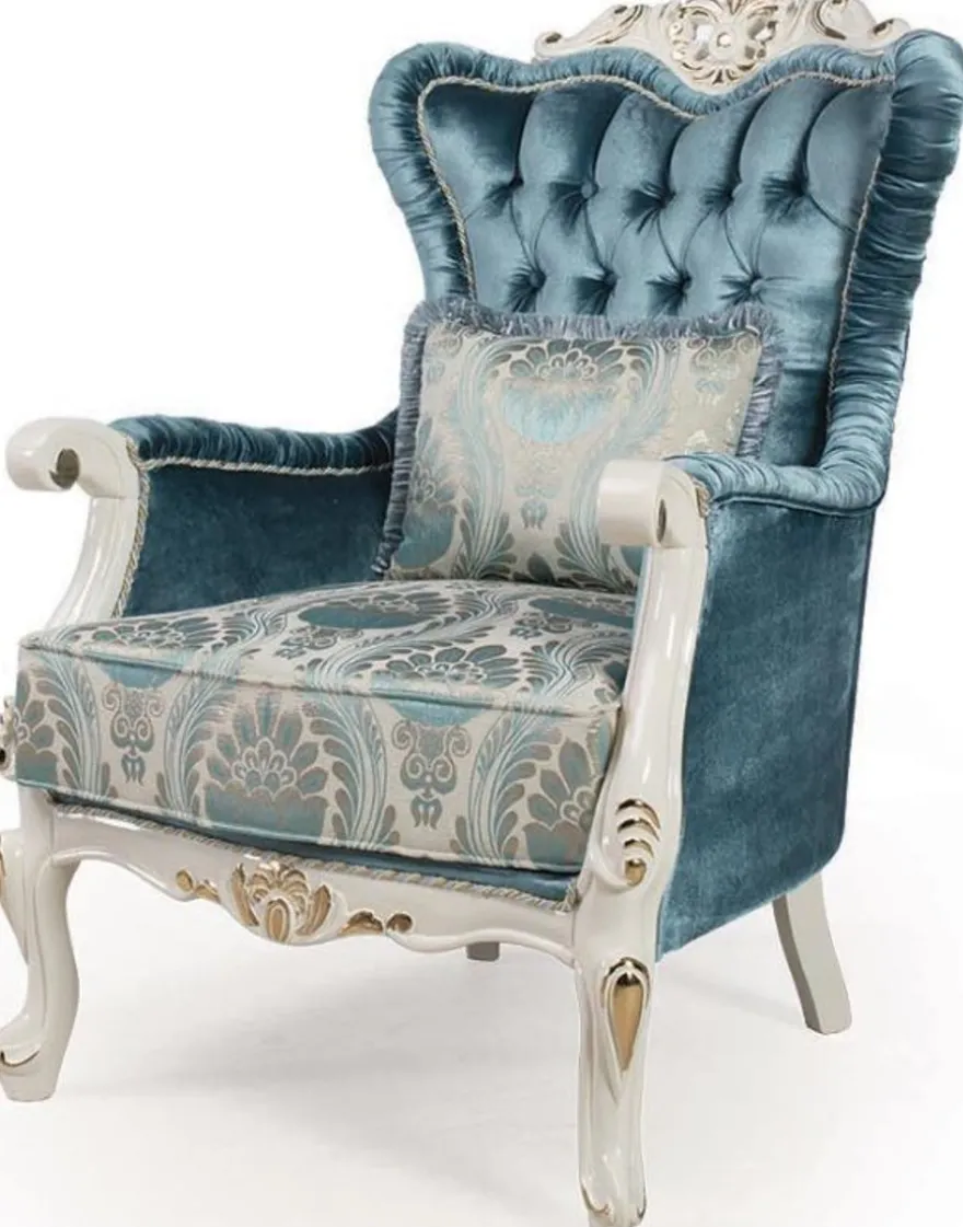Casa Padrino Luxus Barock Wohnzimmer Set Blau / Weiß / Gold - 2 Sofas & 2 Sessel & 1 Couchtisch - Prunkvolle Wohnzimmer Möbel im Barockstil