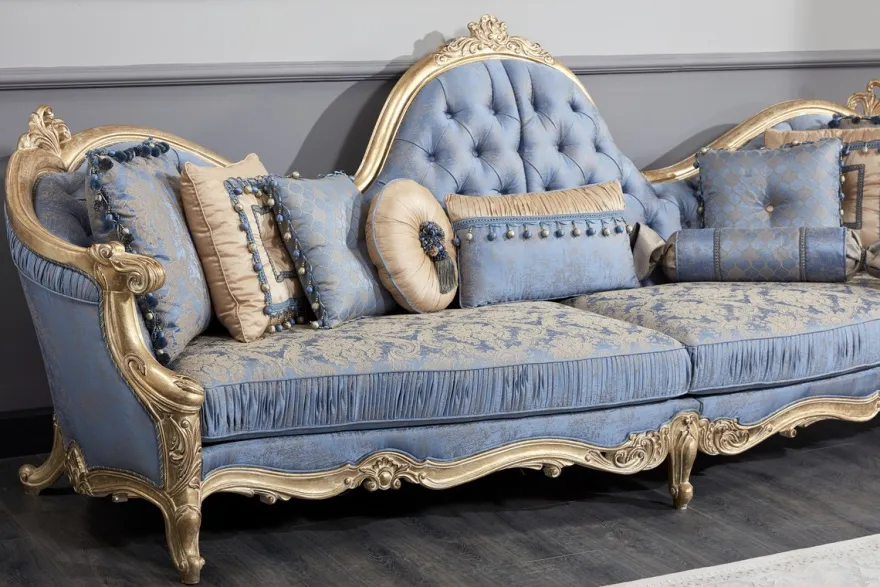 Casa Padrino Luxus Barock Wohnzimmer Set - 1 Chesterfield Sofa & 1 Couchtisch & 2 Salon Stühle & 1 Beistelltisch - Barock Wohnzimmermöbel