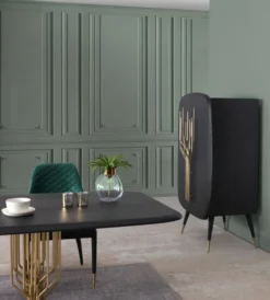 Casa Padrino Luxus Barschrank Schwarz / Antik Messing 88 x 55 x H. 152 cm - Massivholz Weinschrank mit 2 Türen - Wohnzimmer Möbel - Bar Möbel - Hotel Möbel - Luxus Kollektion